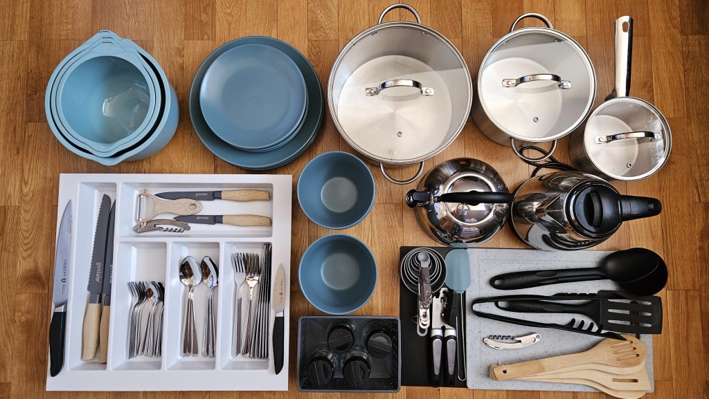 Komplet wyposażenia kuchennego 1