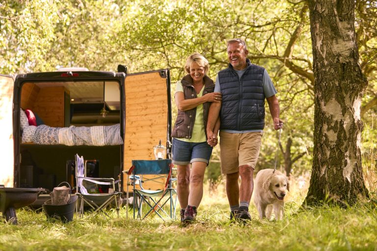 Statystyki i badania rynku caravaningowego – interpretacja danych